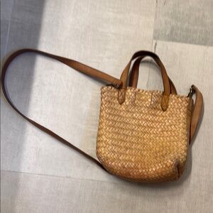 Elegant Tan Woven Leather Bag
